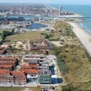 https://hedendaags-verzorgd-appartement-op-unieke-locatie.hotelsghent.com