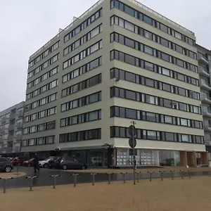 https://zeezicht-8-hoog.hotelsghent.com